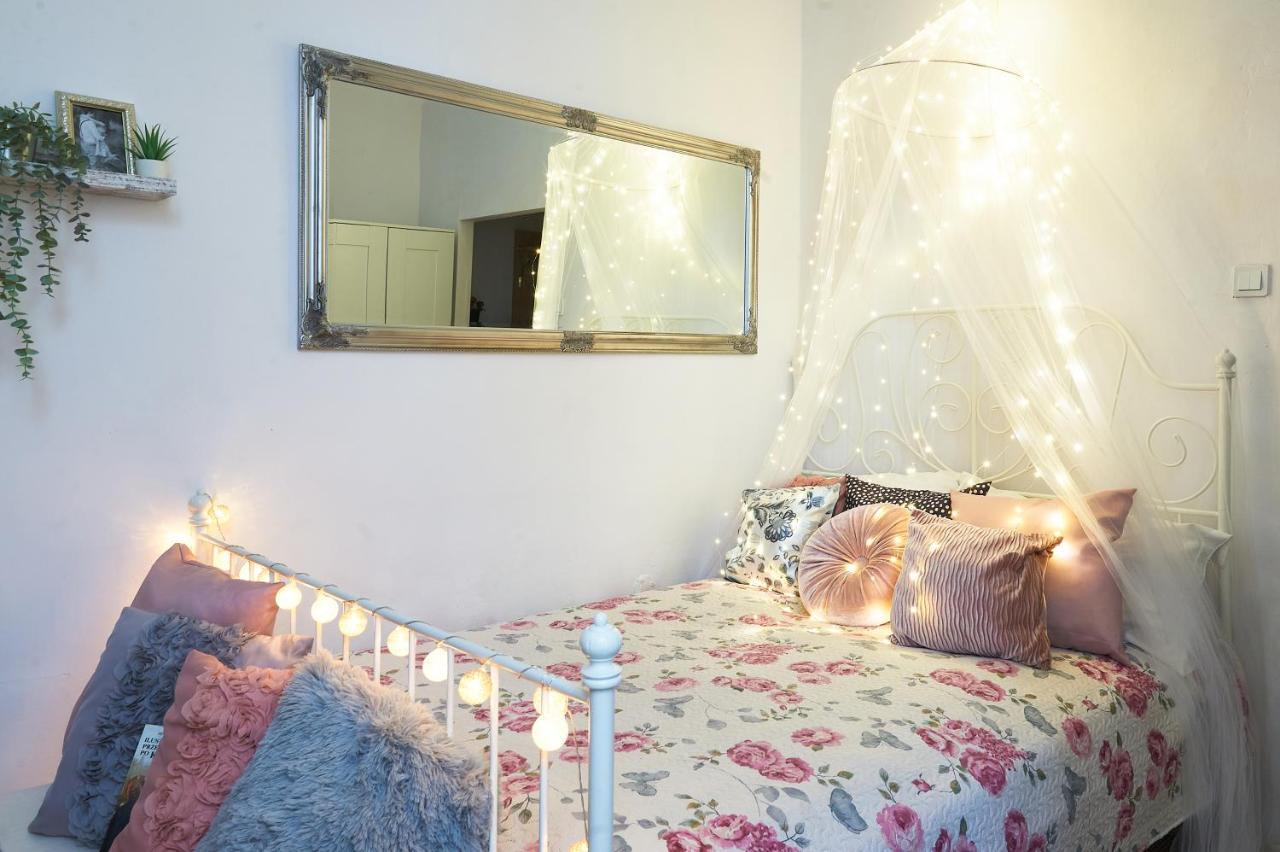 Aurora Kazimierz Apartment Krasków Εξωτερικό φωτογραφία