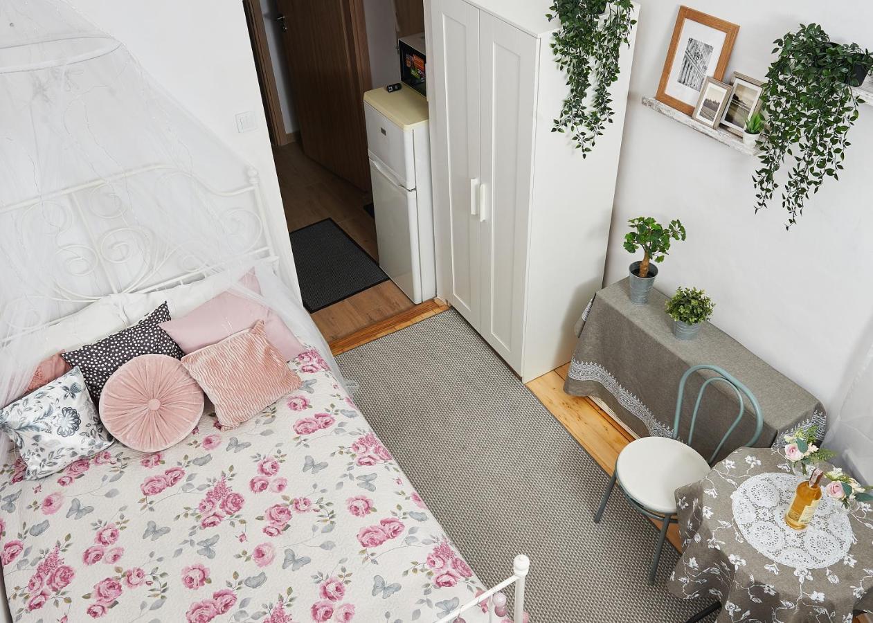 Aurora Kazimierz Apartment Krasków Εξωτερικό φωτογραφία